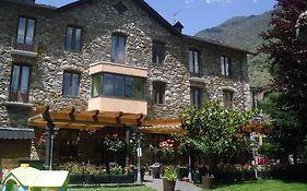 Hostal Vall D'Aneu By Arcas & Sambola